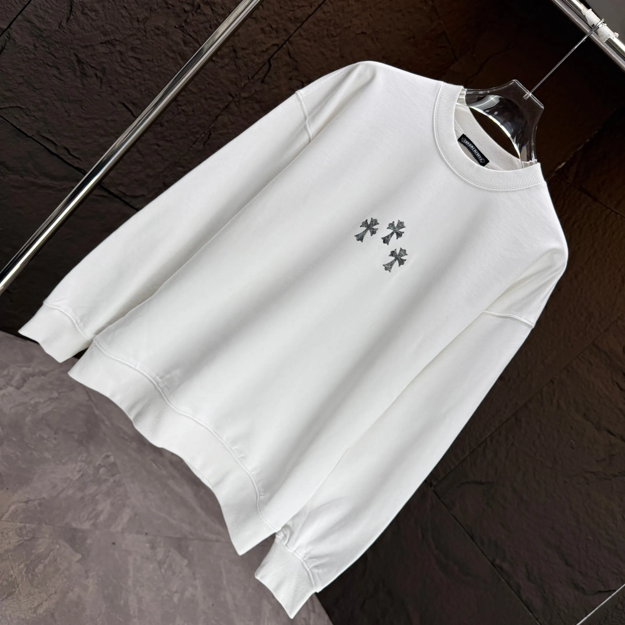 🅿️250 CH* Croixin* 2025 autumn and winter new round neck sweatshirt 400g terry cotton Sanskrit horseshoe logo flocking➕silver wire Color: Black White Gray Purple Size: S M L XL XXL